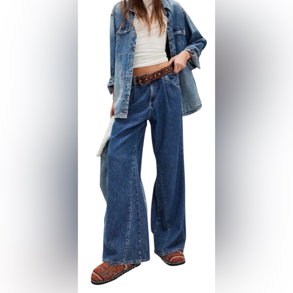 FREE PEOPLE We The Free Sheridan Baggy Flare Wide Leg High Rise Jeans Size 28x32 - Picture 1 of 9